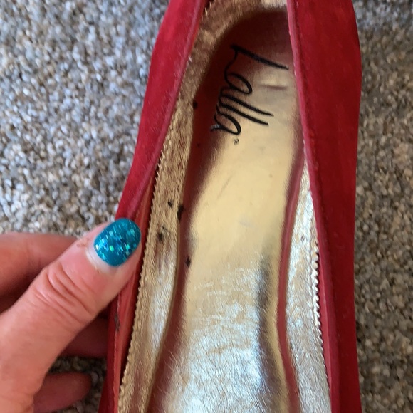 NWOT Lalla “Garden Party ” Red Rose Velvet Flats - Picture 5 of 10